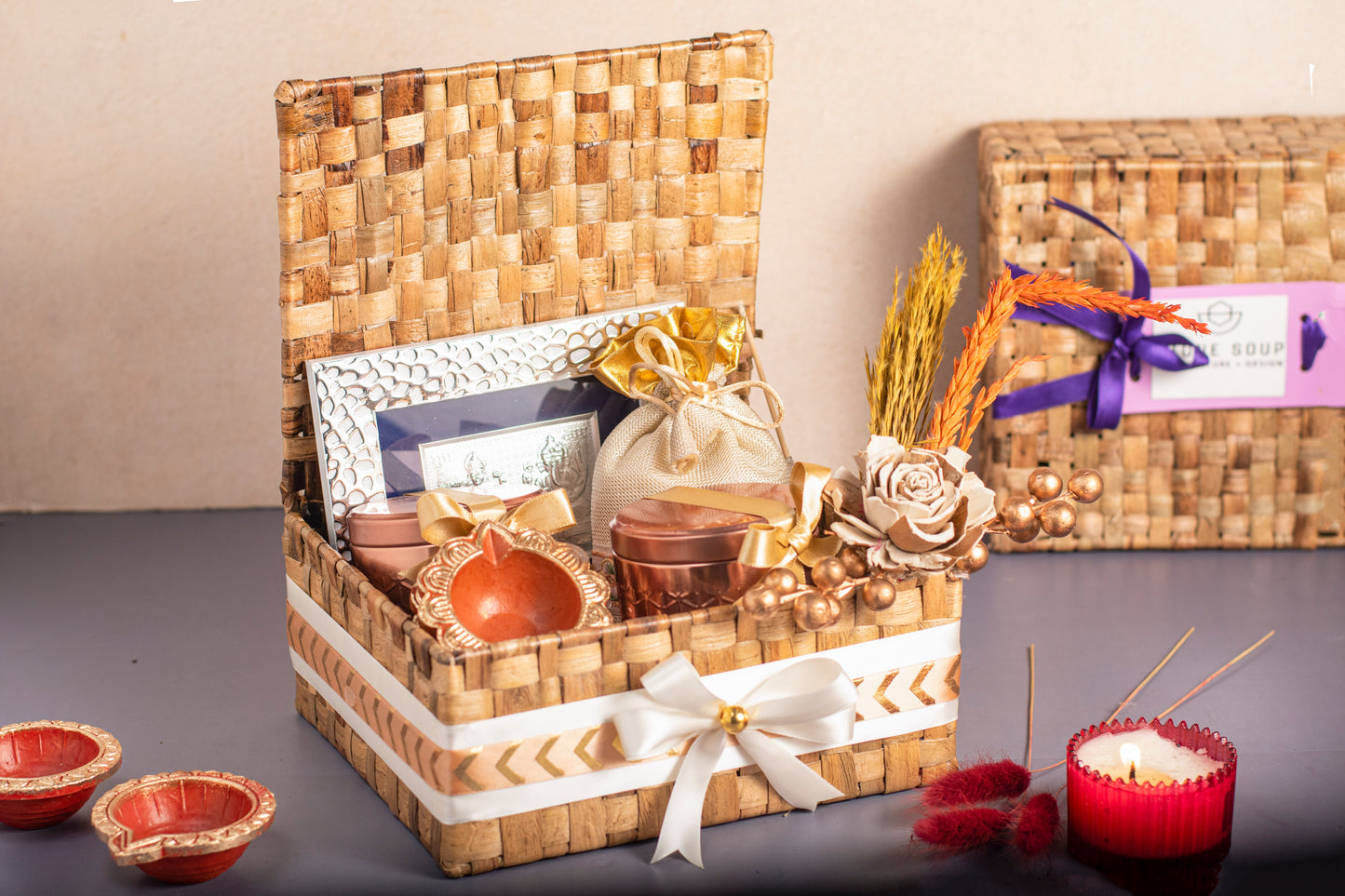 ECO - FRIENDLY DIWALI GIFT BOX