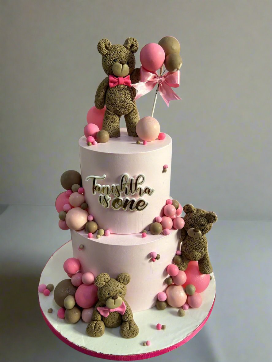 Bear-y Cute Cake