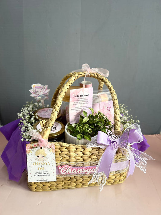 Winged Wonders Hamper